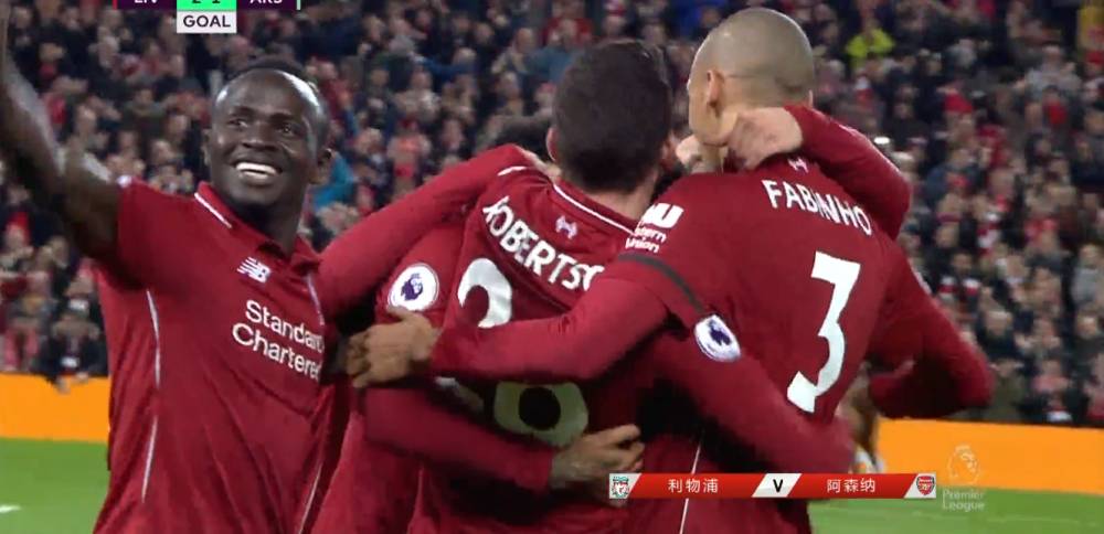 “苏超”冠军的排面，泰州市委书记和市长更衣室祝贺泰州夺冠（泰州问鼎苏超，市委书记、市长走进更衣室致贺）