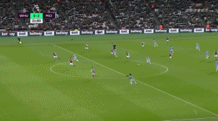 记者：小图拉姆没入选国米客战维罗纳名单，复出得等下周欧冠（记者：小图拉姆未入国米客战维罗纳名单，预计下周欧冠复出）