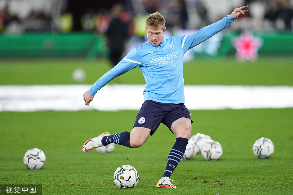 主裁在河南队获单刀时吹停比赛，是因为卡多索回接越位在先（河南队单刀被吹停，主裁判判定卡多索回接越位在先）