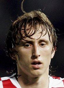 记者：乔纳森-戴维未来存疑，拜仁和热刺已了解球员离队条件（记者：乔纳森-戴维前景未明，拜仁与热刺已了解其离队条款）