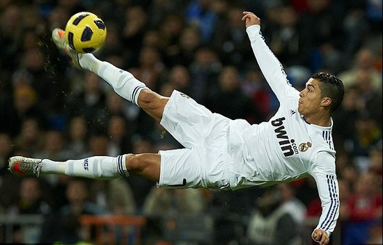 乌拉圭历史第三人，巴尔韦德达成欧冠70场里程碑（巴尔韦德欧冠出场达70场，位列乌拉圭历史第三人）