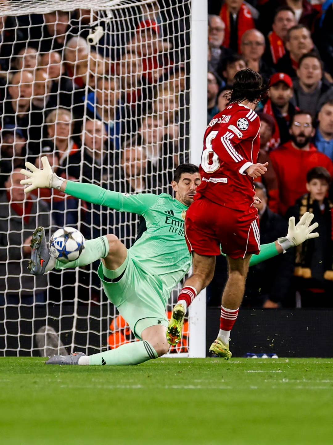 德转列单届世预赛历史进球数前10：哈兰德第3，莱万、C罗上榜（德转盘点单届世预赛历史进球前十：哈兰德第3，莱万、C罗在列）