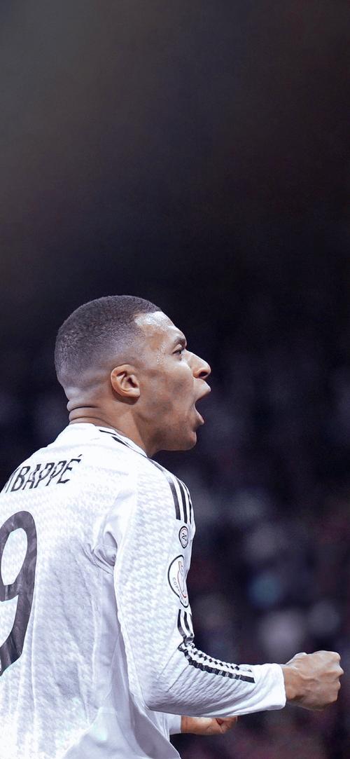 麦克托米奈：尤文很优秀，但那不勒斯得继续提升达到更高高度（麦克托米奈：尤文很强，那不勒斯仍需持续提升以达到更高水平）